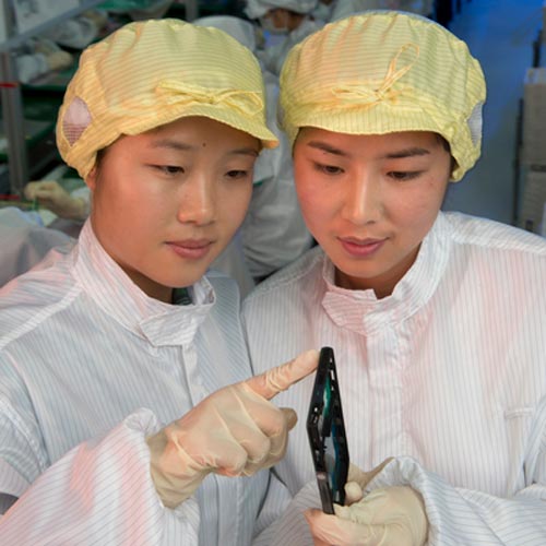 Nolato Beijing - employees in production
