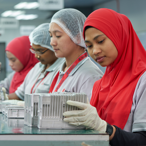 Nolato Malaysia - employees in production