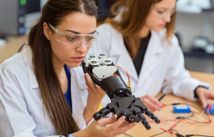 Students in laboratory