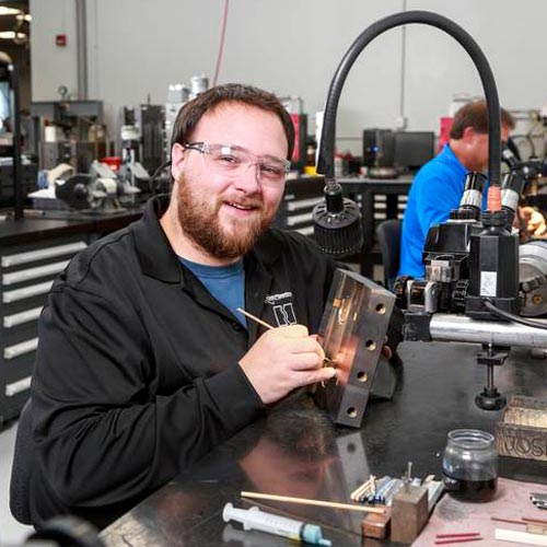 Nolato GW Royalton - employee in production