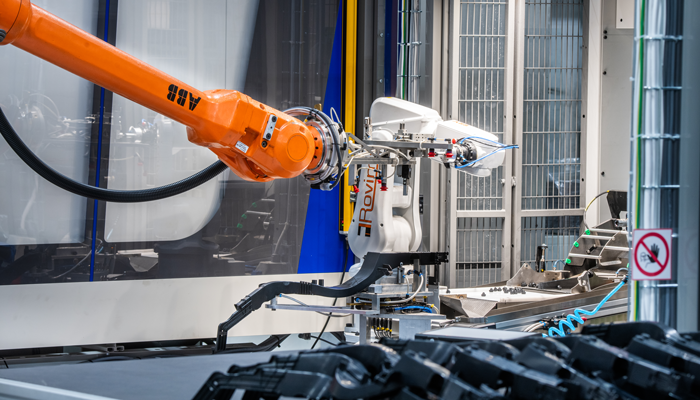 Robot in Nolato Gota's production