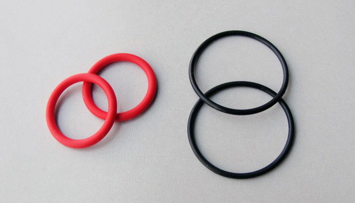 Extruded o-rings reda and black