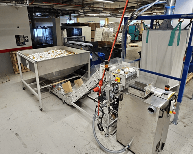 Re-grinding machine