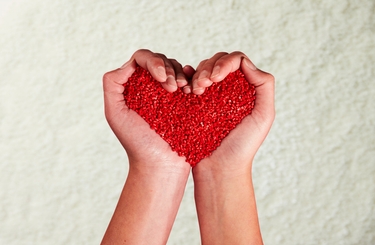 Nolato-heart-red-white